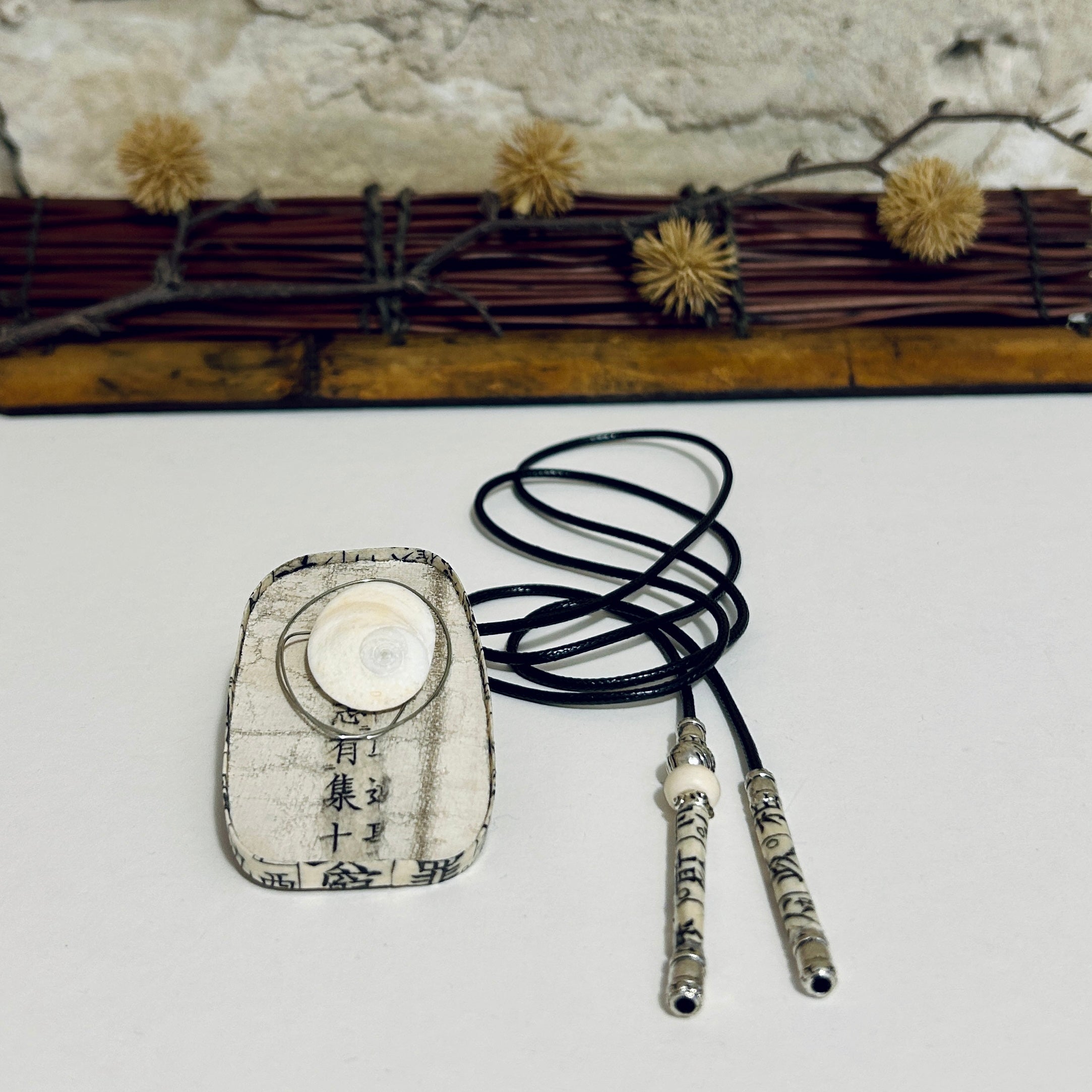 White Catseye Shell Brooch Pendant Combo: 4cm x 6.5cm