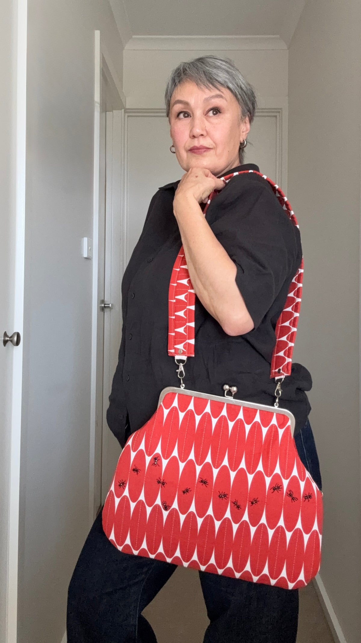‘Needlework workers’ metal frame oversized purse