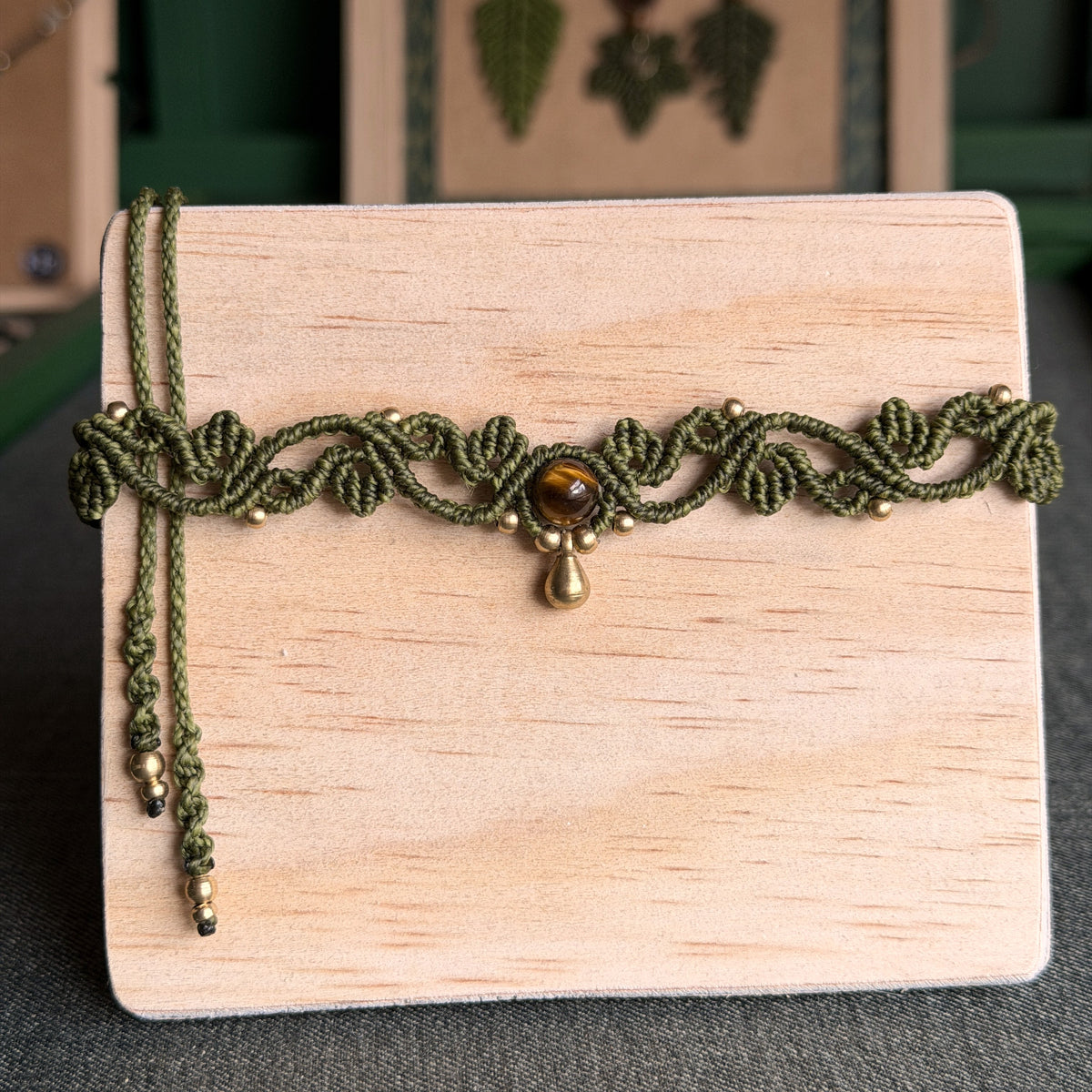 Macrame Vine Leaf Choker with focal bead - earthy forest fae collection