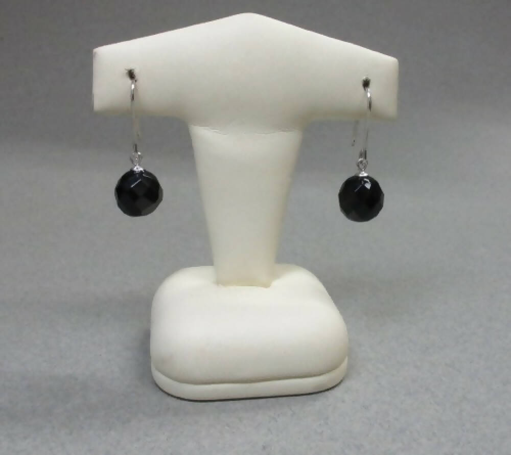 Round onyx and sterling silver earrings 2