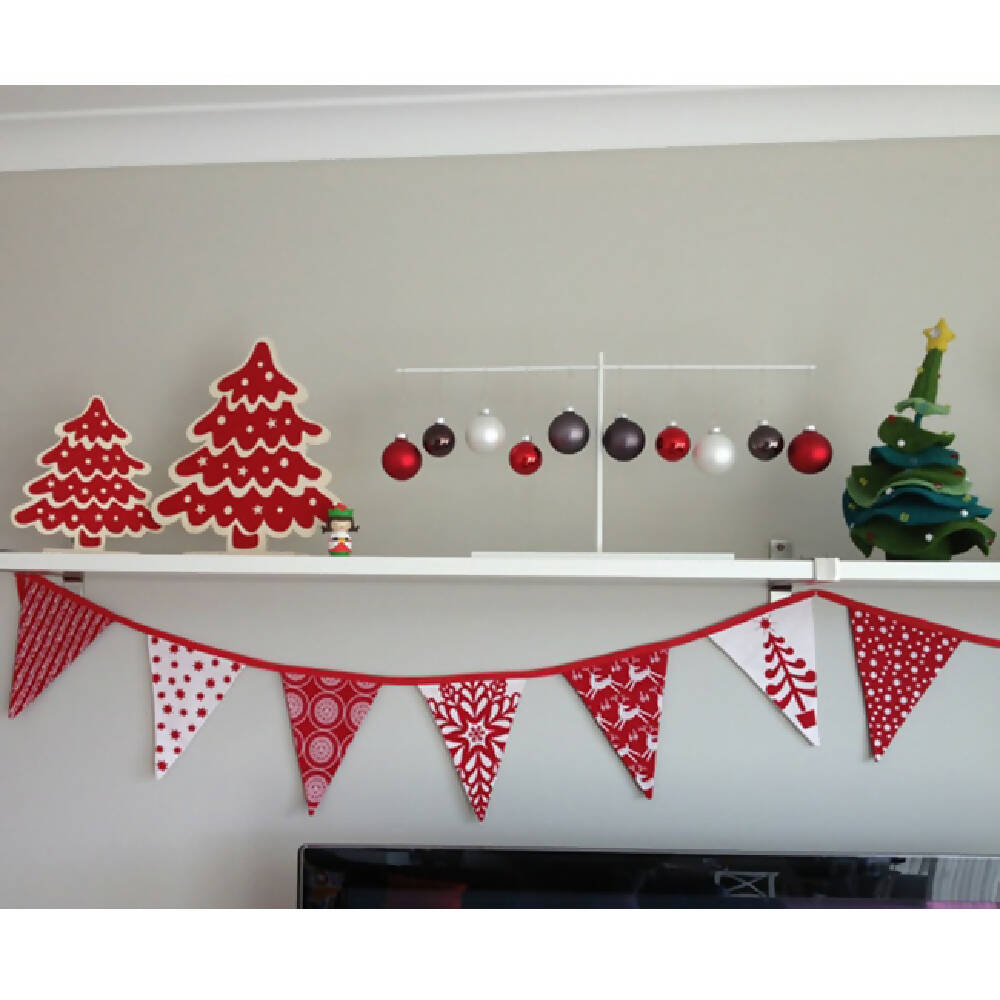 Christmas Flag Bunting Decoration - RETRO style