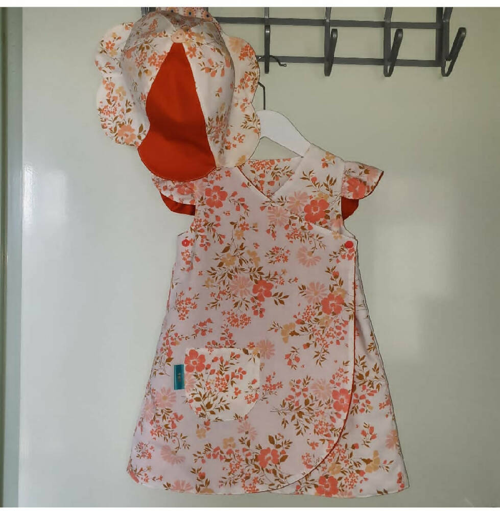 Size 4 Petal wrap dress with sun hat