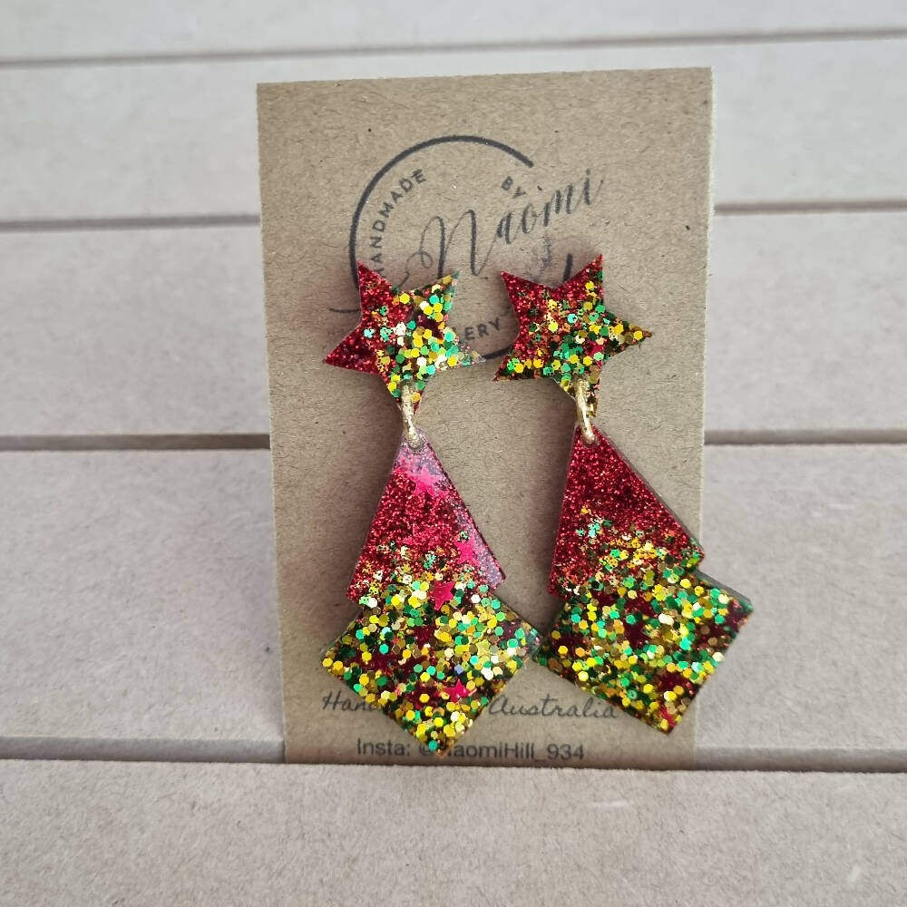Red, green and gold christmas sparkle dangle resin earrings