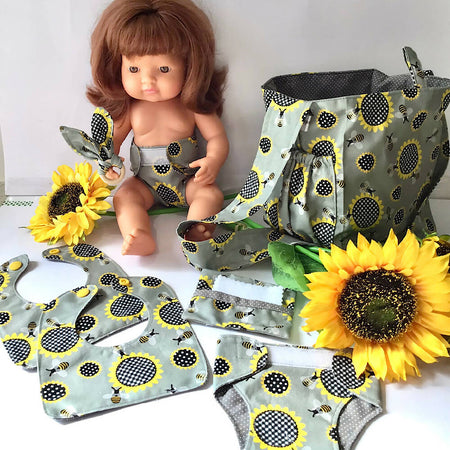 Nappy Bag and accessories for Baby Doll - grey spotted sunflower #1
