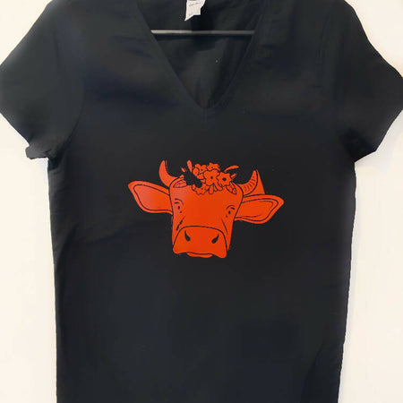 Cow T shirt, black T shirt, floral cow, short sleeve T shirt, Australian size 12, crew neck T shirt
