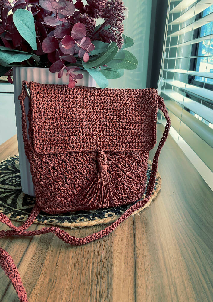 Ecotwist Crossbody Chic - Sustainable Paper Yarn Crochet Bag