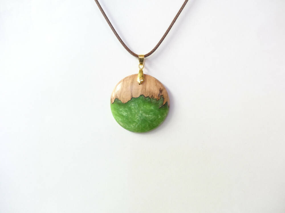 Wood-Resin Curved Front Pendant