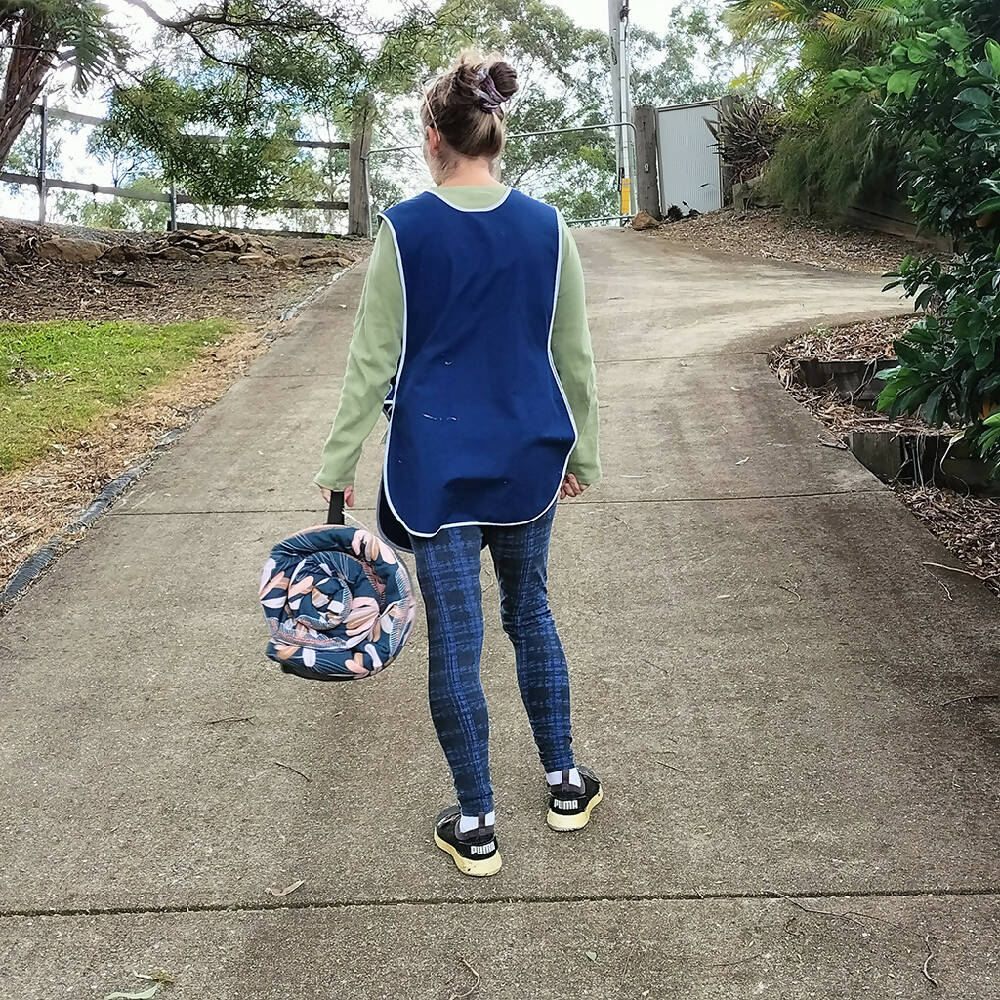 Picnic and beach quilted blanket . XL size 143 cm x 170 cm
