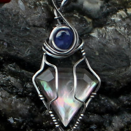 Tahitian Black Mother of Pearl with Tanzanite in Sterling Silver with SS chain