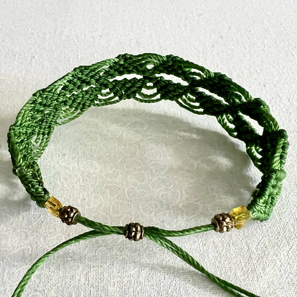 Green Macrame Bracelet