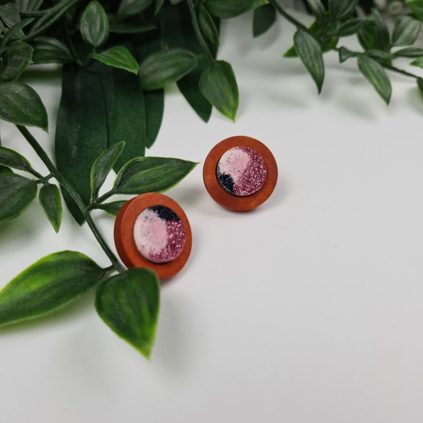 Musk Wood Sparkle Resin Set Button - Stud Earrings