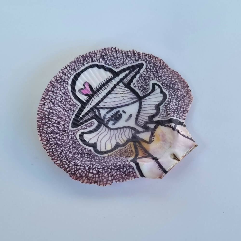 Scallop Series : Tatum Original Ink on a scallop shell from Jervis Bay