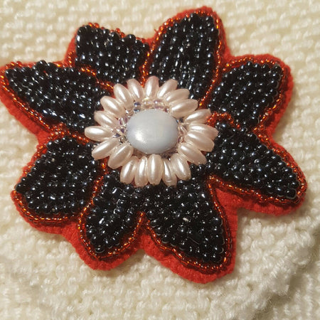 Beaded brooch shawl pin. Large red flower.