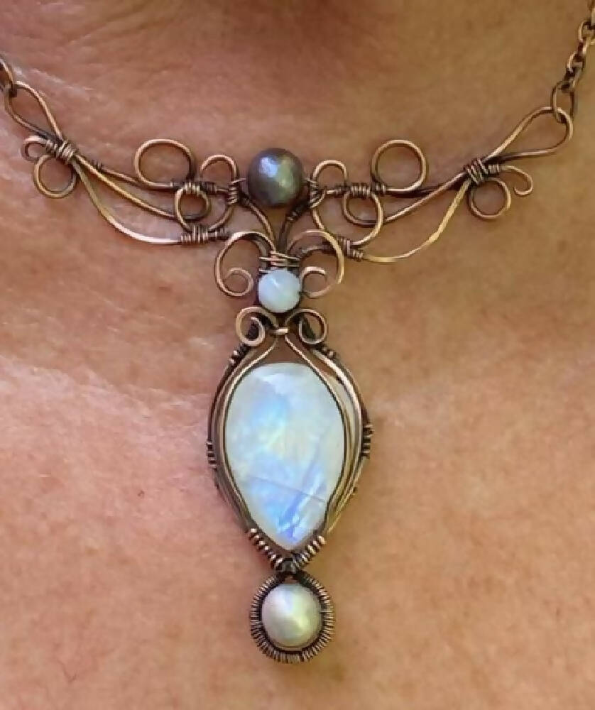 Rainbow Moonstone and Pearl Necklace in Copper