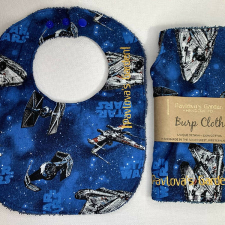 Bib & Burp Cloth Set - Millennium Falcon