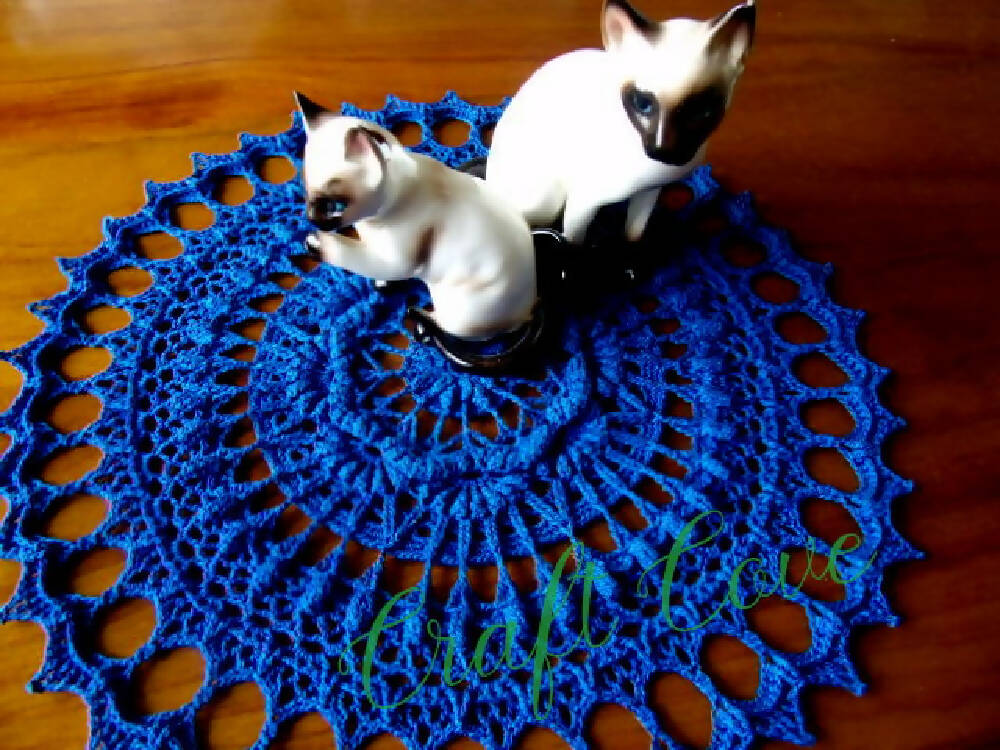 Doily 3D Textured in Medium Blue