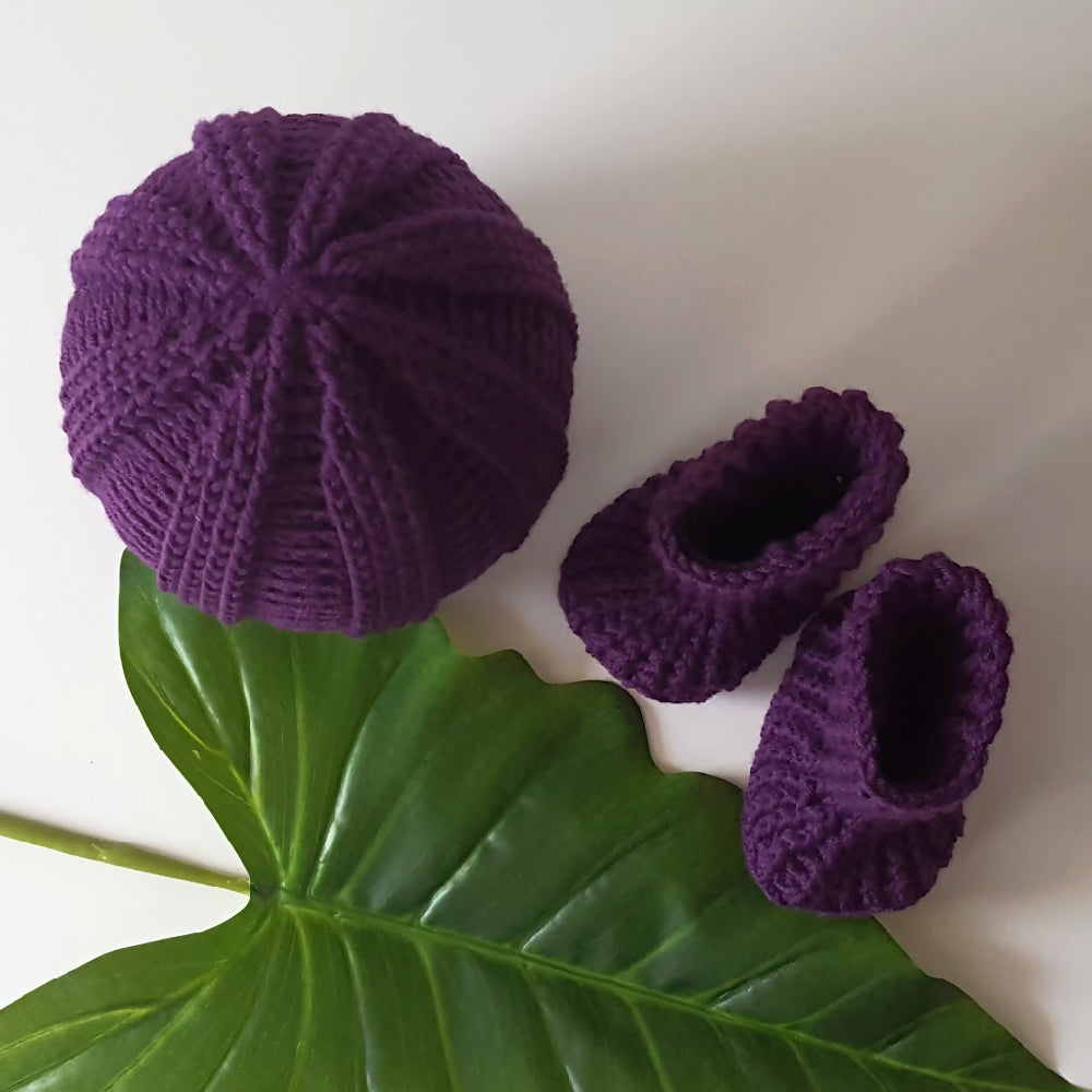 Beanie & Booties Set crochet baby 6-12 months purple