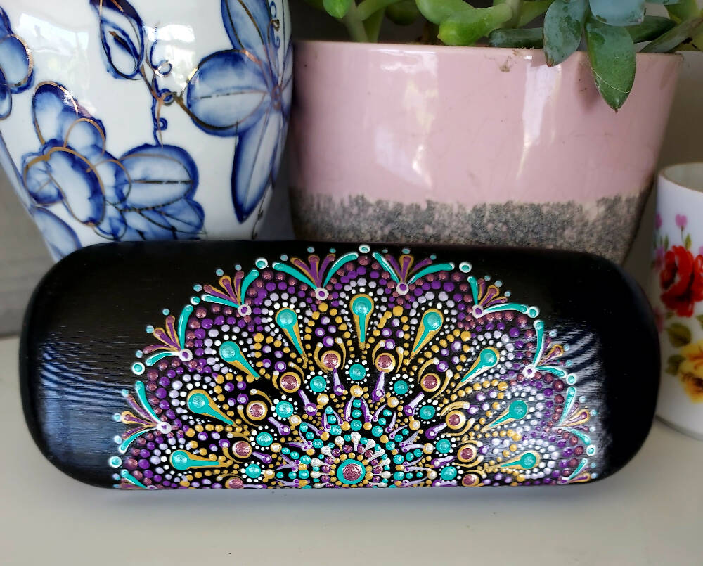 Dot Art Spectacle Case called "Peacock Feathers".