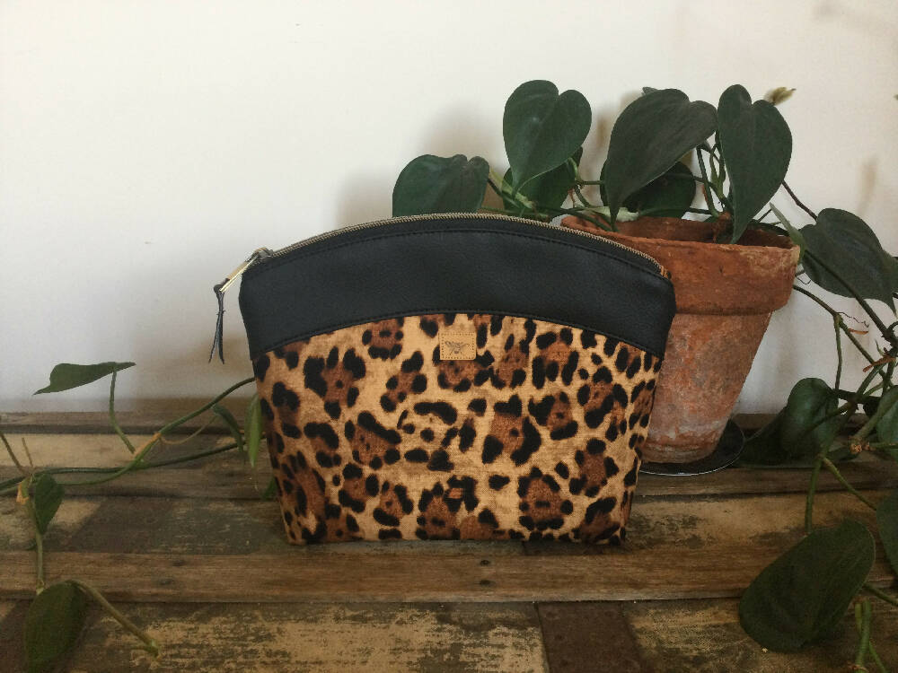Makeup Purse/Toiletry Bag - Leopard Print