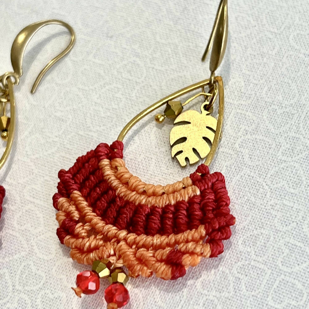 Mini Mostera Micro Macrame Earrings + Free microfiber pouch