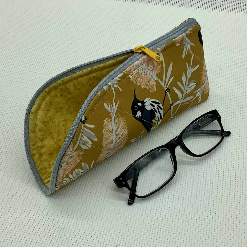 Australian Birds curved top zip pouch for glasses, phones, handbag organiser, etc.
