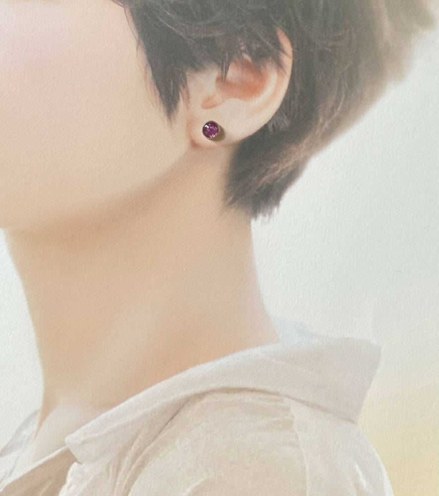 Resin stud earrings (small)