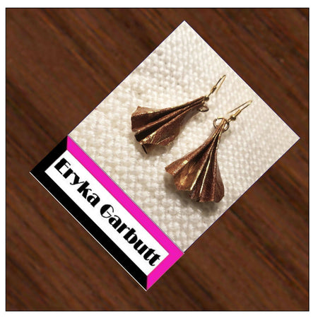 Dangle earrings Japanese paper fan gold and chocolate