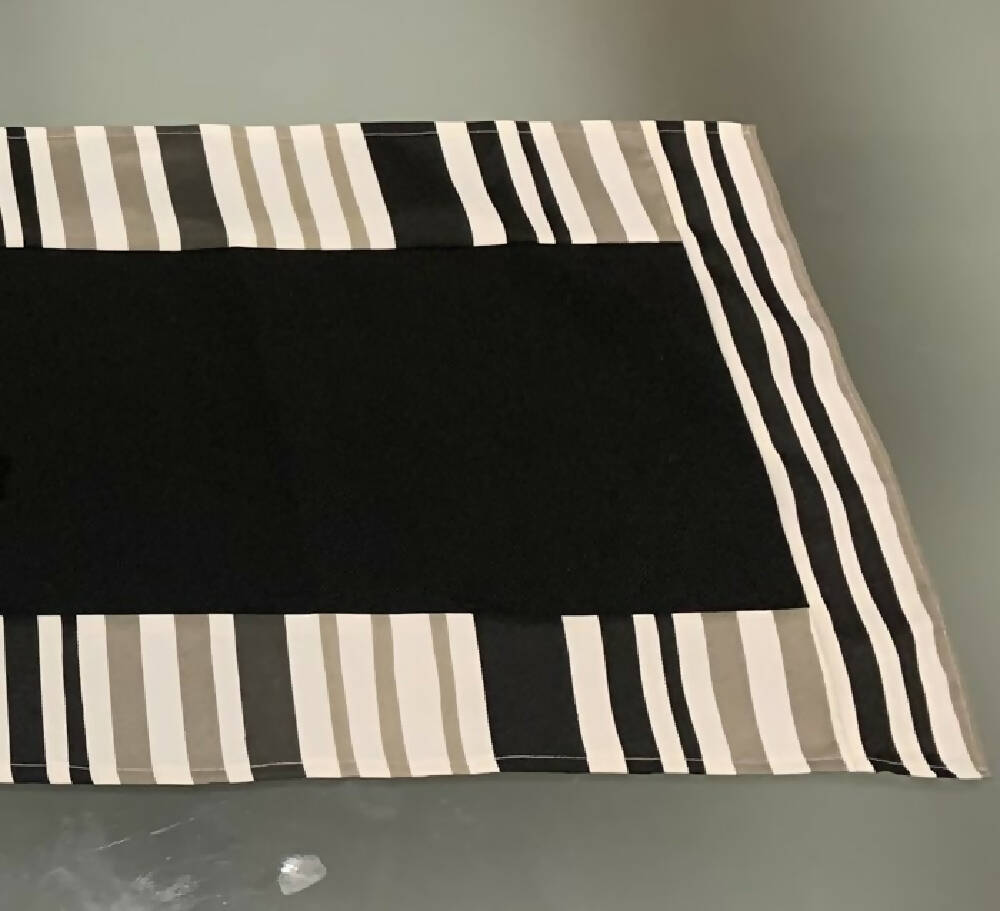 Table Runner-Black Stripe Full boarder - 100cm x 35cm