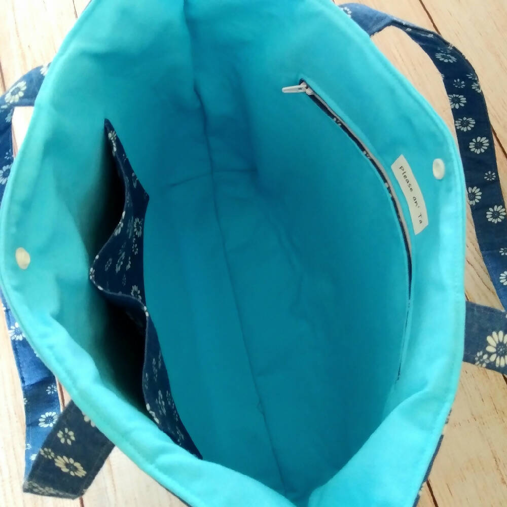 Blue Daisy Tote/Handbag