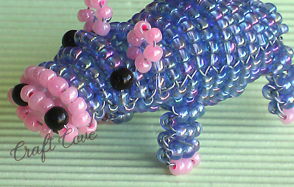 3d beaded Hippopotamus, Victorian beaded keyring