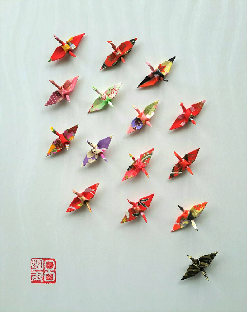 Framed artwork Wish - red good luck cranes