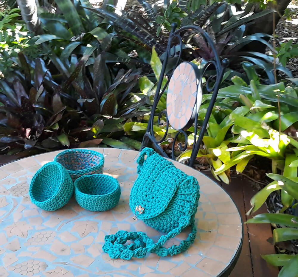 Round Purse with Shoulder Strap