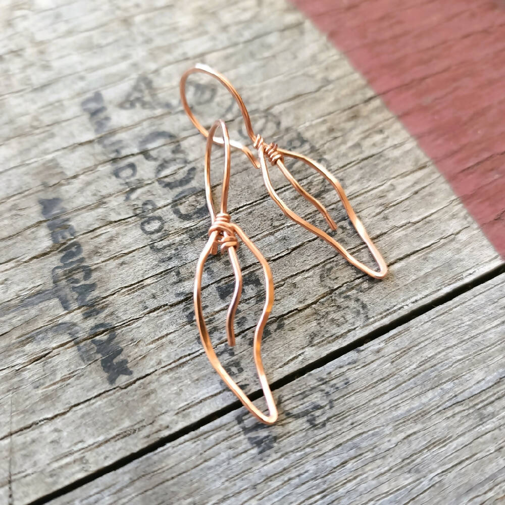 Mini Gum Leaf Earrings - copper
