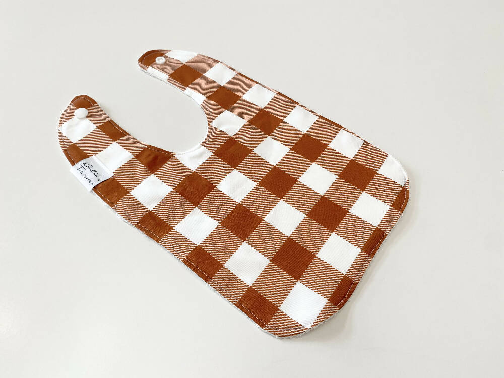 Rust bib