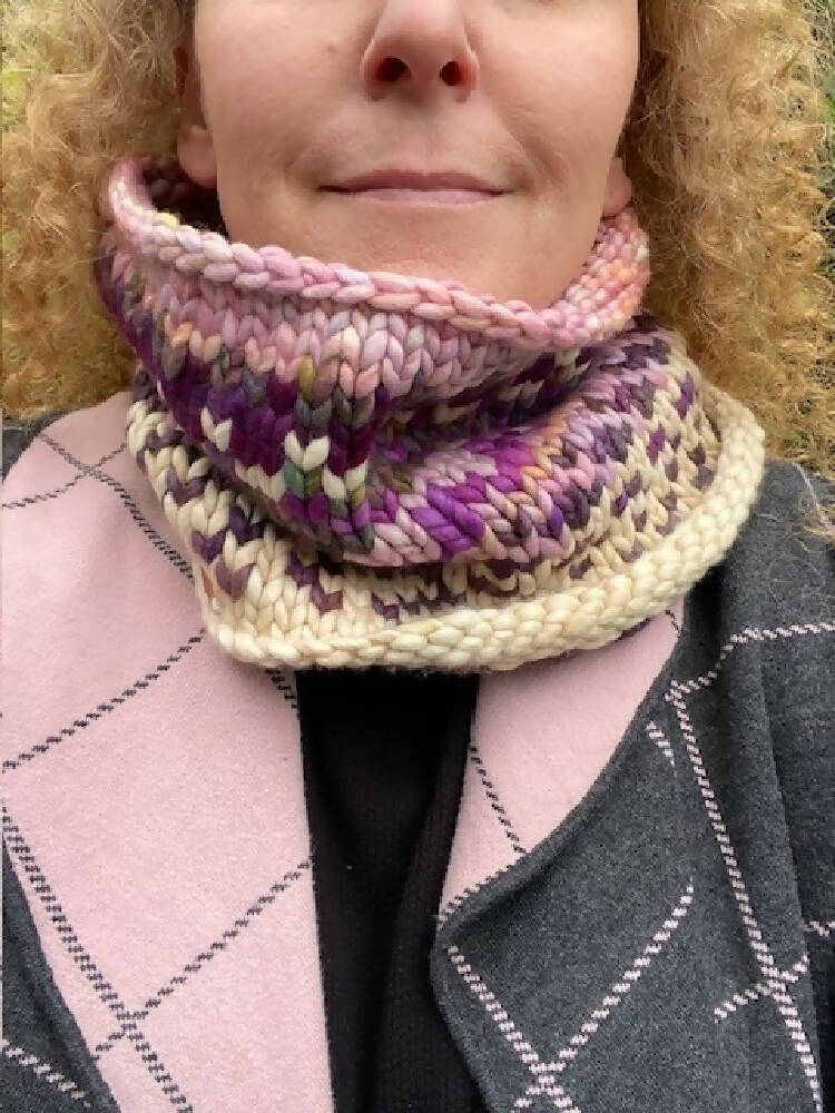Hand Knitted Rainbow Cowl Peruvian Chunky Merino Staceysknitwits 003