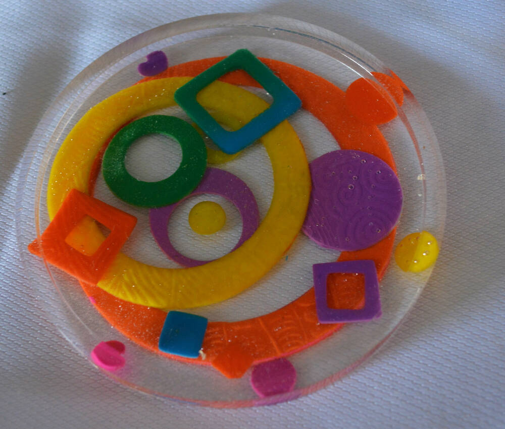 Patterned resin coaster