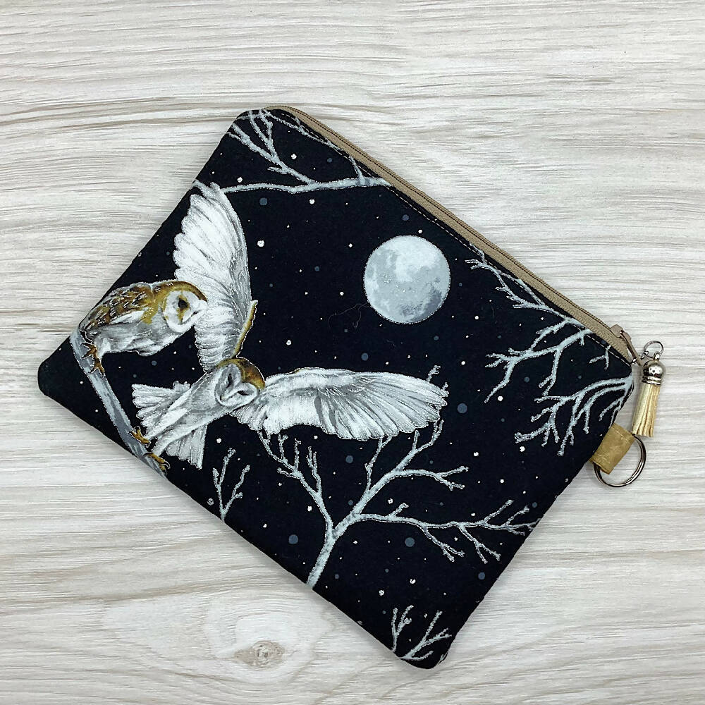 Owls Zip Pouch (21cm x 16cm) Fully lined, lightly padded