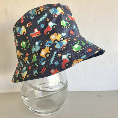 Summer hat in mini transport fabric