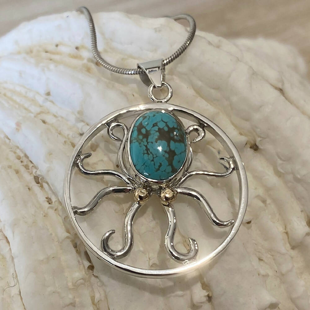 Octopus pendant (Australian turquoise)