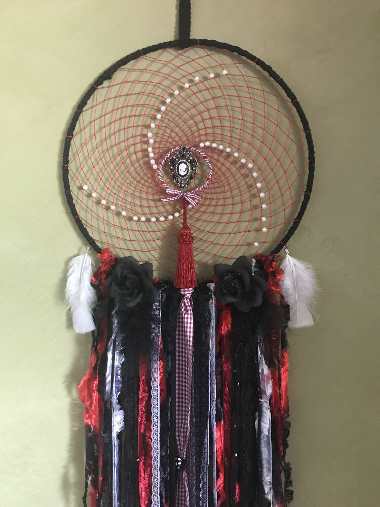 Dream Catcher - Burlesque Beauty 