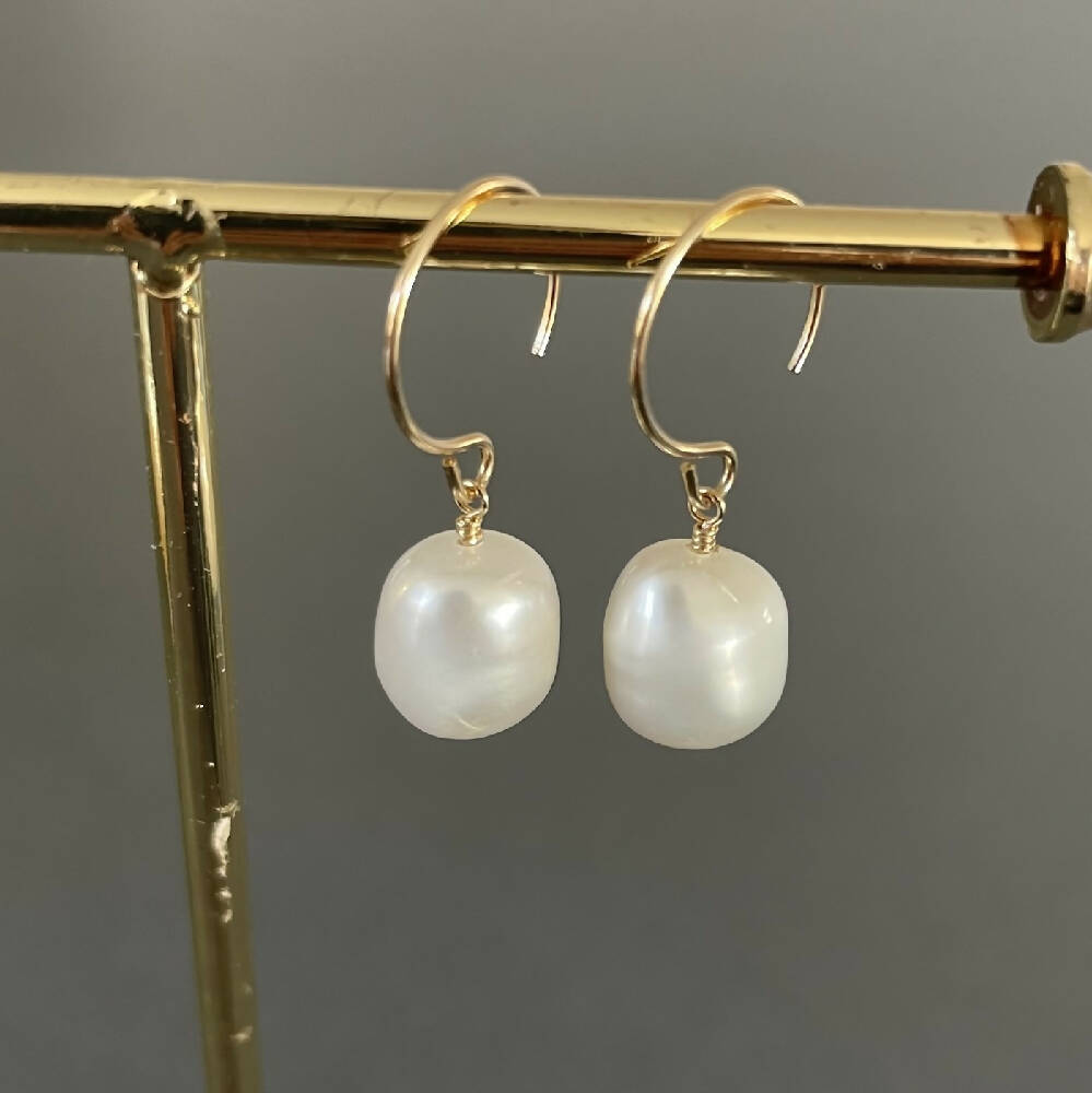 14K Gold filled freshwater pearl earrings (baroque)