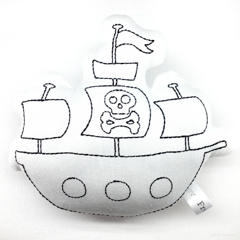 Colour In Pirate and Pirate Ship