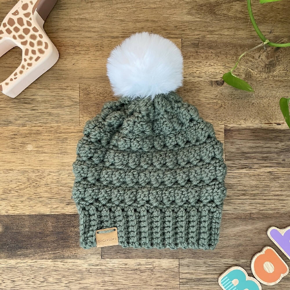 Baby-beanie-handmade_Sage-green