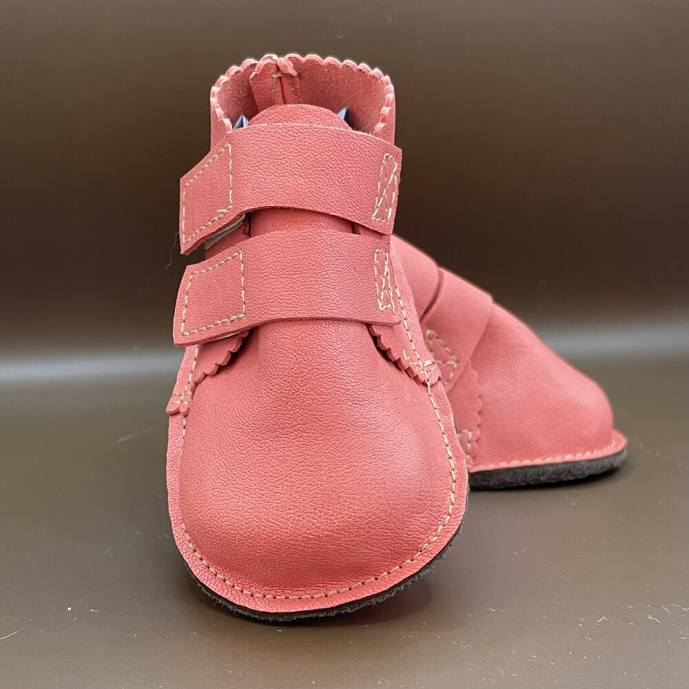 baby boot coral leather size 2