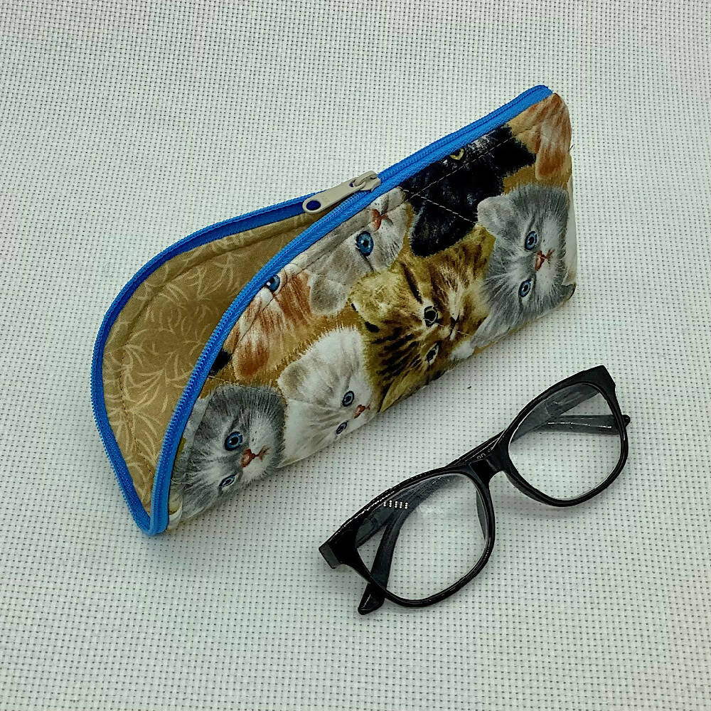 Cats and kittens curved top zip pouch for glasses, phones, handbag organiser, etc.