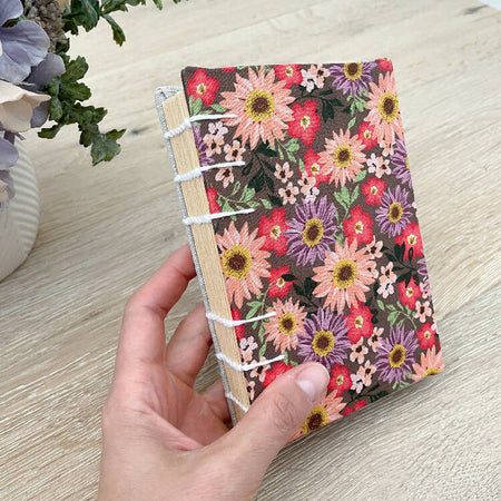 A6 Notebook (Lined) - Daisy