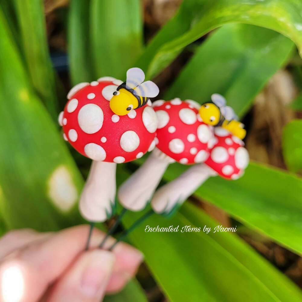 Set of 3 Red fairy garden Mushrooms with bumblebees