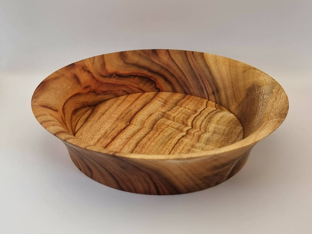 Hand Turned Large Camphor Laurel Plate