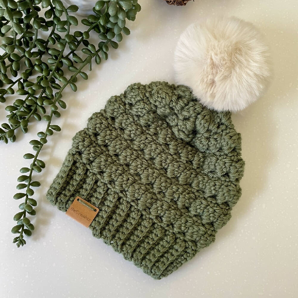 Newborn-baby-beanie-Sage_IMG_4195 Large