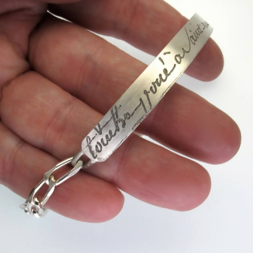 manu scriptum bracelet